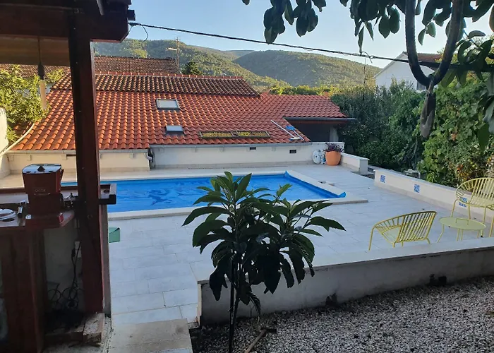 Apartman Kova *